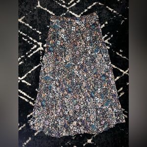 Flowery midi skirt! Size M!